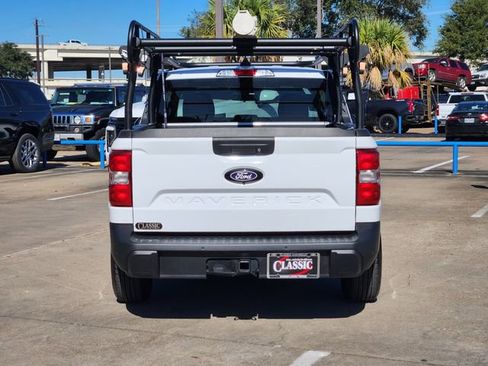 Used 2025 Ford Maverick XLT w/ Equipment Group 302A image 6