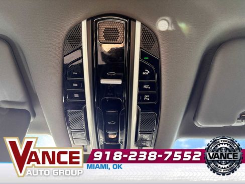 Used 2019 Porsche Cayenne S image 35