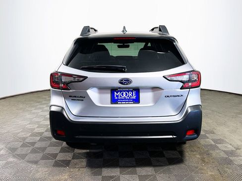 Used 2025 Subaru Outback Onyx Edition AWD/4WD image 6