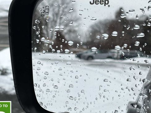 Used 2022 Jeep Renegade Latitude image 28