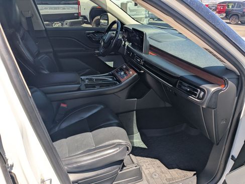 Used 2021 Lincoln Aviator Reserve AWD/4WD image 32