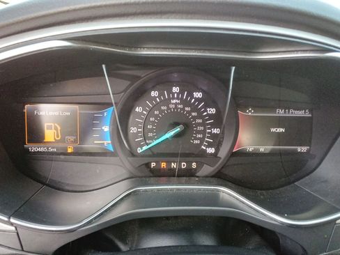 Used 2016 Ford Fusion SE image 8