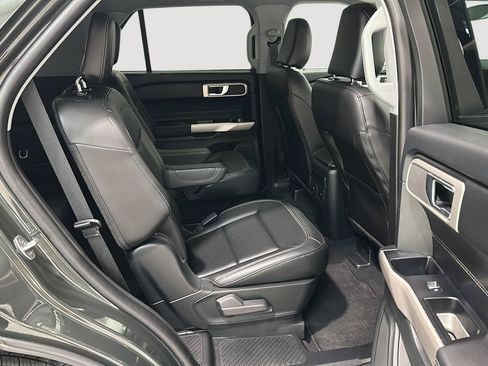 Used 2023 Ford Explorer XLT w/ Equipment Group 202A AWD/4WD image 24