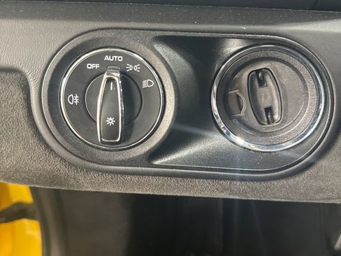 Used 2022 Porsche 718 Cayman GT4 image 18