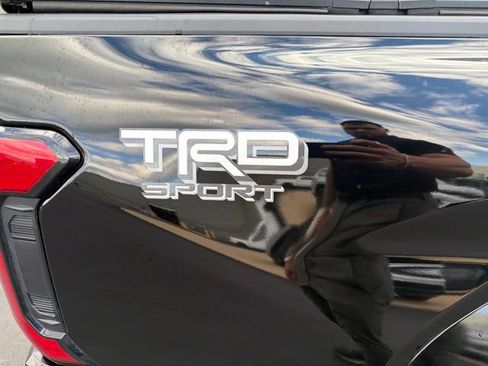 Certified 2025 Toyota Tacoma TRD Sport AWD/4WD image 9