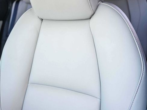 Used 2024 MAZDA MAZDA3 s FWD image 25