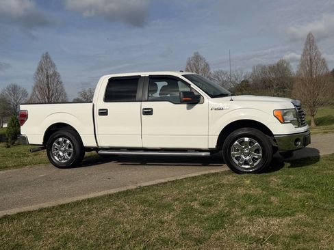 Used 2011 Ford F150 XLT w/ XLT Chrome Pkg image 13