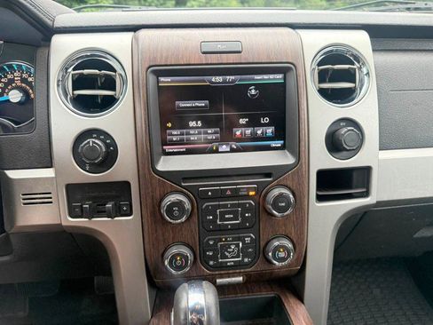Used 2014 Ford F150 Lariat w/ Equipment Group 502A Luxury AWD/4WD image 25