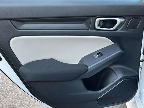 Used 2023 Honda Civic LX image 12