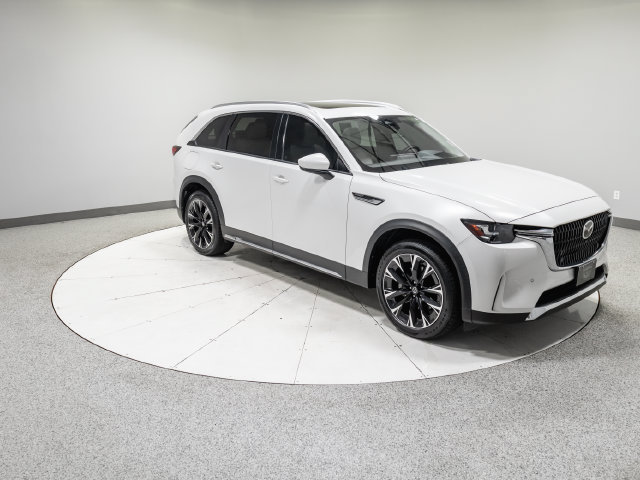 Used 2024 MAZDA CX-90 Plug-In Hybrid w/ Premium Plus AWD/4WD image 30