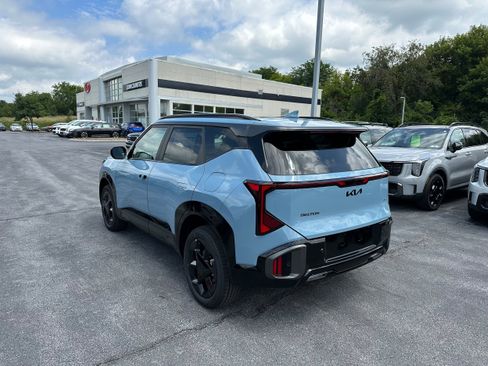 New 2027 Kia Seltos X-Line S w/ X-Line S Premium Package AWD/4WD image 7