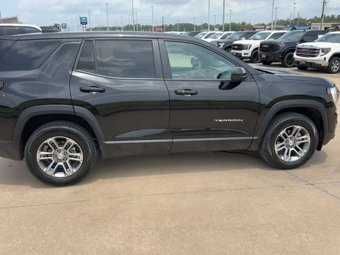 Used 2025 GMC Terrain Elevation AWD/4WD image 8