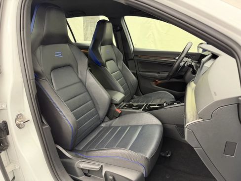 Used 2023 Volkswagen Golf 20th Anniversary Edition AWD/4WD image 34