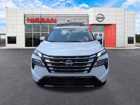 Used 2025 Nissan Rogue Platinum w/ Platinum Premium Package AWD/4WD image 8