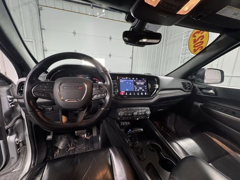 Used 2023 Dodge Durango GT image 29