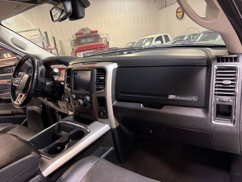 Used 2018 RAM 2500 Laramie w/ Off Road Package AWD/4WD image 40
