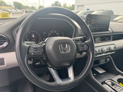 Used 2023 Honda Pilot EX-L image 15