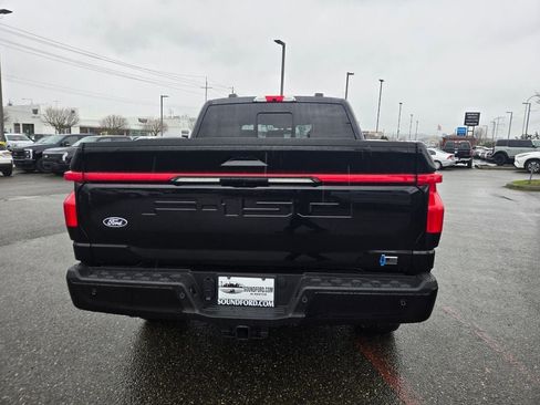 Used 2025 Ford F150 Lightning Platinum image 5