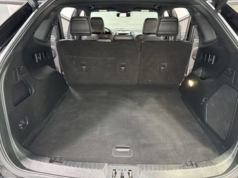 Used 2020 Ford Edge ST w/ Cold Weather Package AWD/4WD image 27