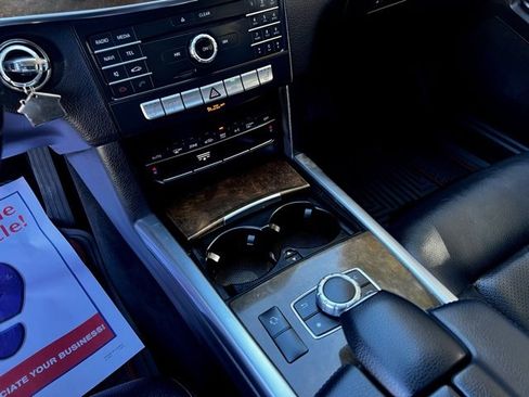 Used 2016 Mercedes-Benz E 350 4MATIC Sedan image 38