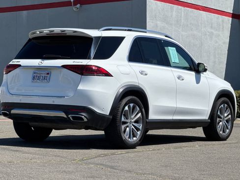 Used 2021 Mercedes-Benz GLE 350 4MATIC image 2