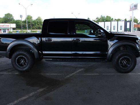 Used 2017 Ford F150 Raptor w/ Equipment Group 802A Luxury AWD/4WD image 5