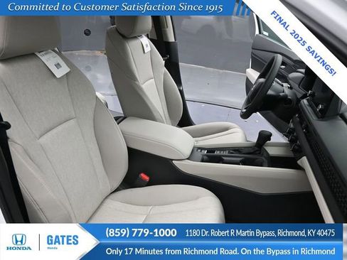 New 2025 Honda Accord SE image 27