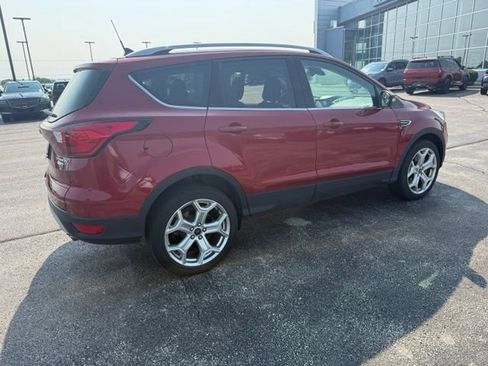 Used 2019 Ford Escape Titanium AWD/4WD image 3