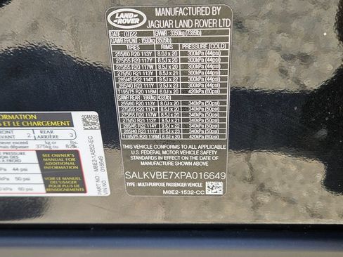 Used 2023 Land Rover Range Rover Long Wheelbase First Edition AWD/4WD image 37