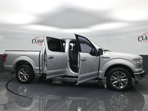 Used 2016 Ford F150 Lariat w/ Equipment Group 502A Luxury image 30