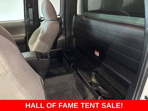 Used 2022 Toyota Tacoma SR RWD image 18
