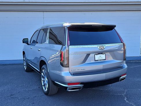 Certified 2024 Cadillac Escalade Premium Luxury Platinum w/ Heavy-Duty Trailer Package image 3