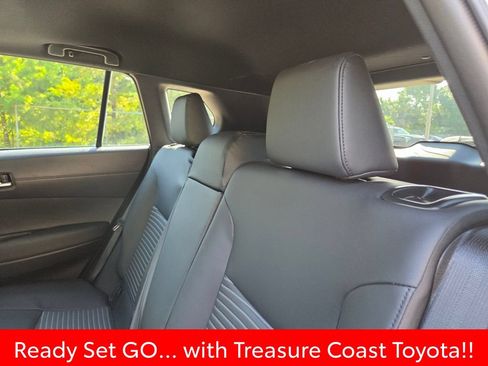 Certified 2023 Toyota Corolla Cross AWD Hybrid w/ Convenience Package image 22
