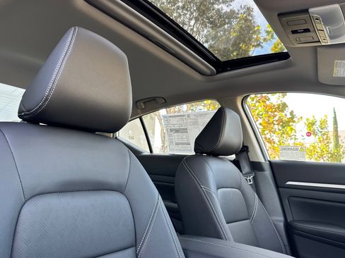 New 2025 Nissan Altima 2.5 SL image 13