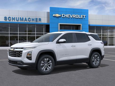 New 2026 Chevrolet Equinox LT FWD image 2