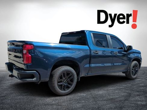 Used 2022 Chevrolet Silverado 1500 Custom RWD image 3