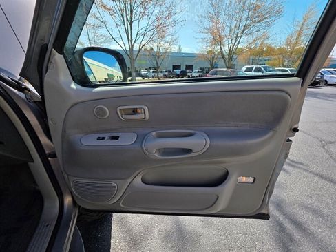 Used 2000 Toyota Tundra SR5 image 40