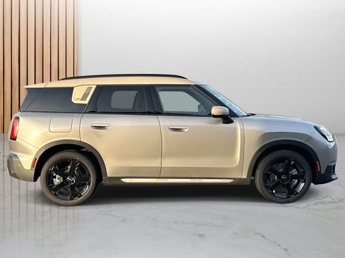 New 2026 MINI Cooper Countryman S w/ Comfort Package Max image 2