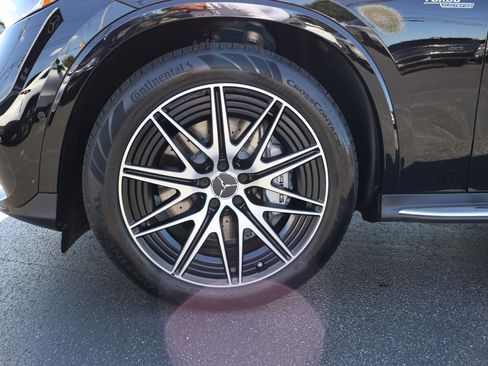 Used 2026 Mercedes-Benz GLC 43 AMG 4MATIC image 9