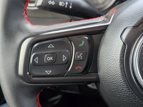 Used 2024 Jeep Wrangler Rubicon image 33