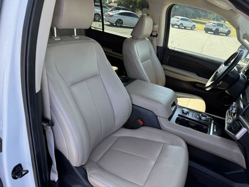 Used 2024 Ford Expedition Max XLT AWD/4WD image 23