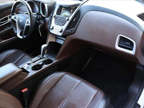 Used 2014 Chevrolet Equinox LTZ AWD/4WD image 17