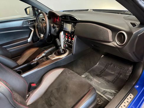 Used 2017 Subaru BRZ Limited w/ Performance Package image 20