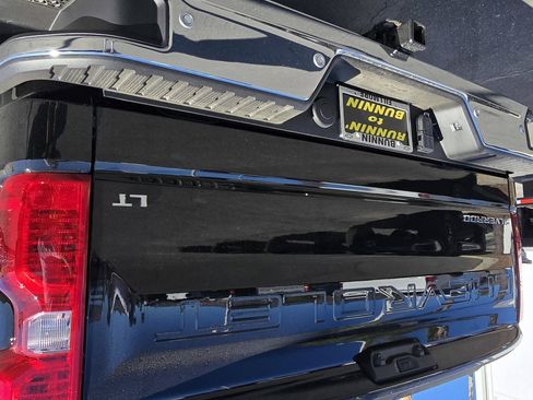 Used 2025 Chevrolet Silverado 1500 LT w/ Safety Package RWD image 20