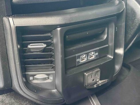 Used 2021 RAM 1500 Big Horn image 23