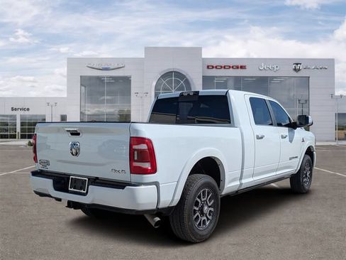 Used 2022 RAM 3500 Limited AWD/4WD image 3