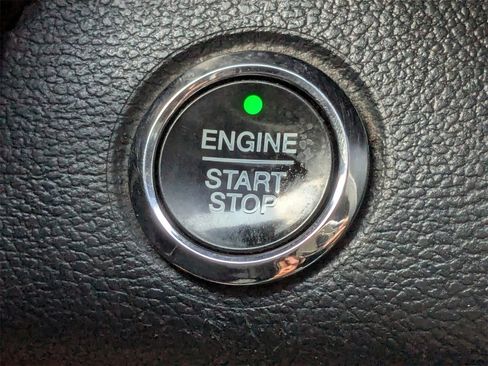 Used 2022 Ford F450 Platinum w/ FX4 Off-Road Package image 34