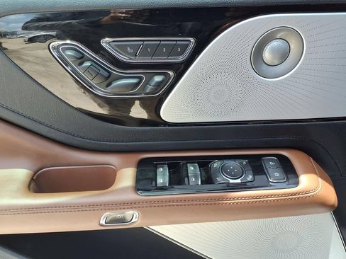 Used 2023 Lincoln Aviator Reserve w/ Equipment Group 201A RWD image 23