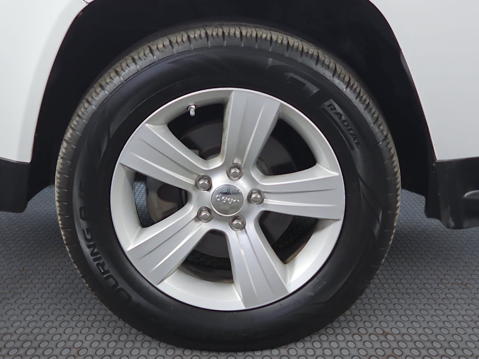 Used 2011 Jeep Compass 4WD image 23