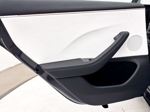 Used 2025 Tesla Model 3 Long Range RWD image 35